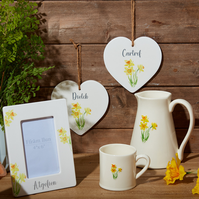 Ceramic Heart Plaque - Daffodil - Cartref or Diolch