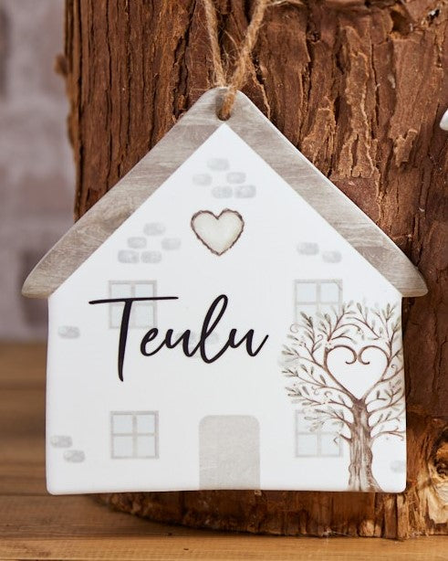 Welsh Ceramic House Plaque - Teulu - Family