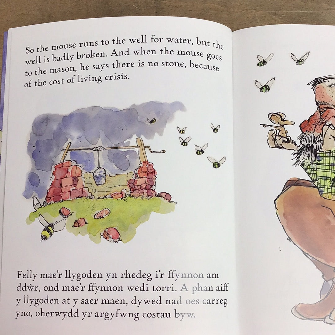 The Mouse and the Milk / Y Llygoden a&