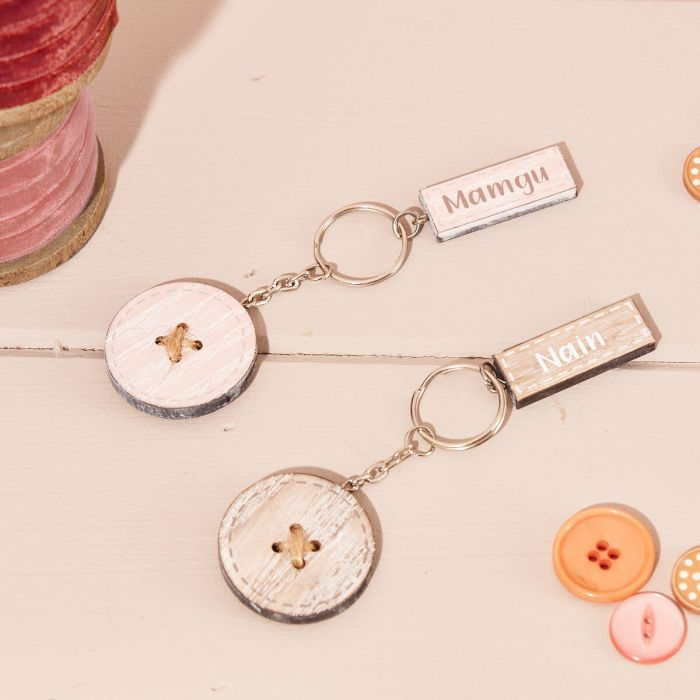 Wooden Gift Keyring - Button