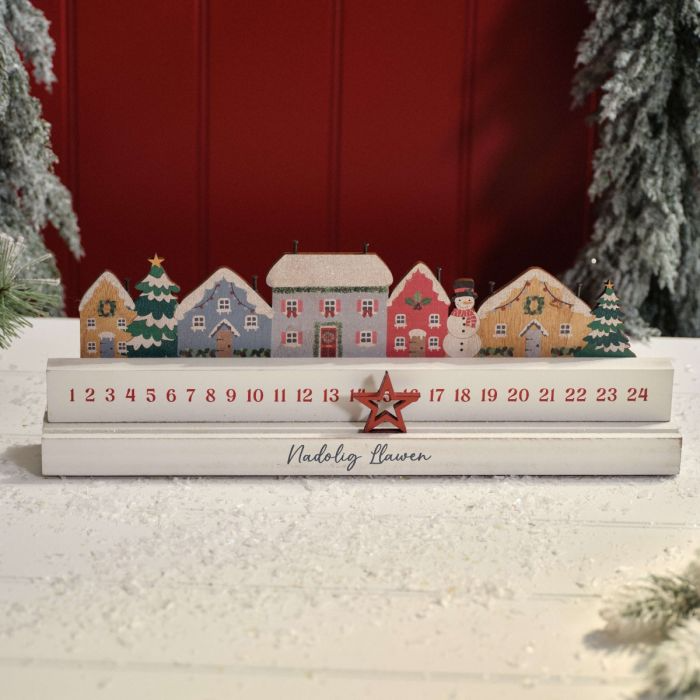 Wooden Christmas cottage countdown calendar 'Nadolig Llawen'
