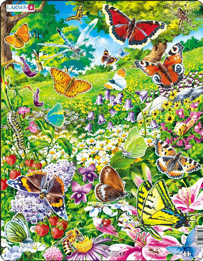 Jig-so Pili-pala Mewn Maes o Flodau Prydferth / Butterflies in a Beautiful  Flower Field Jigsaw