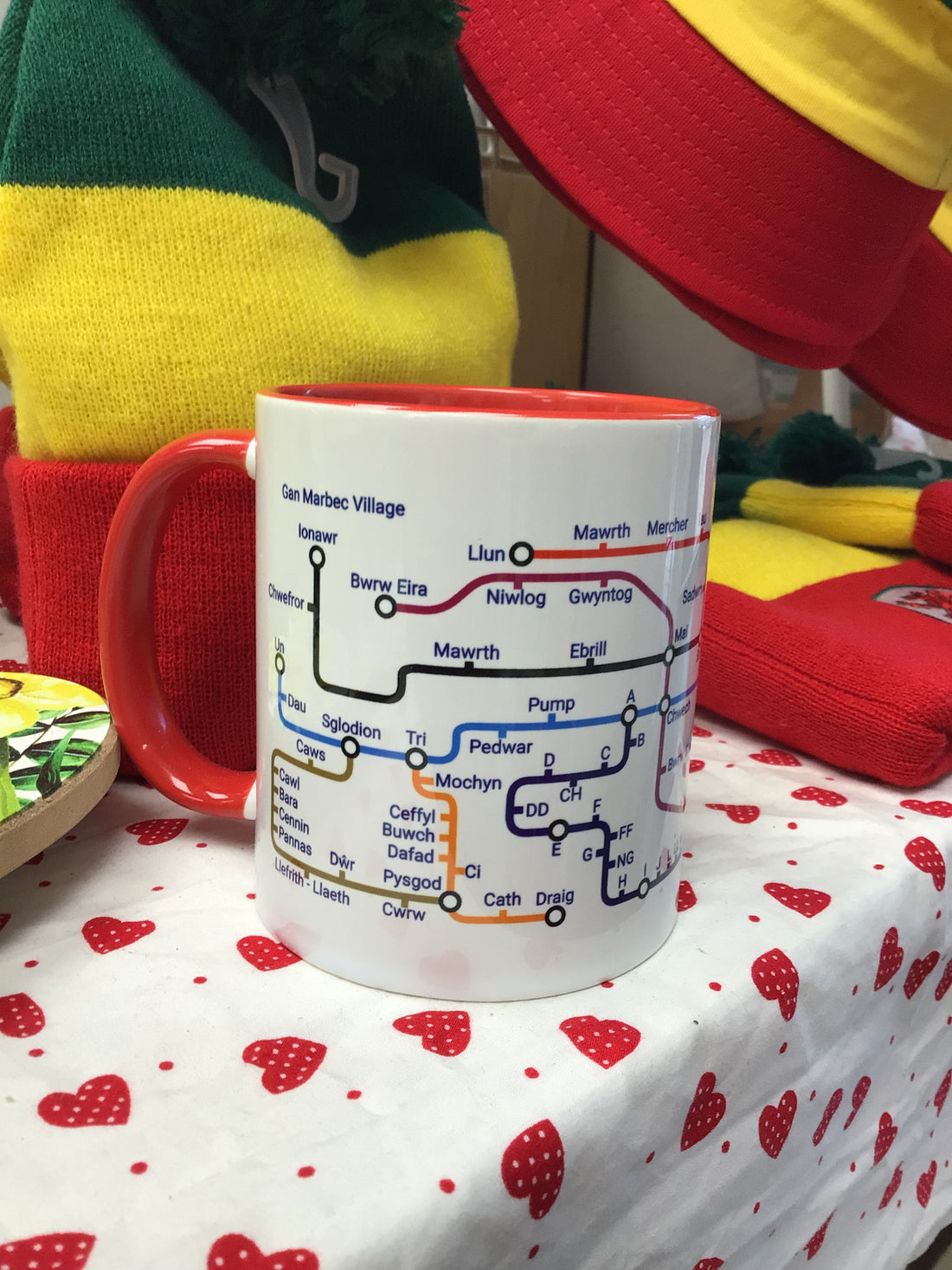 Cymraeg Metro Mug