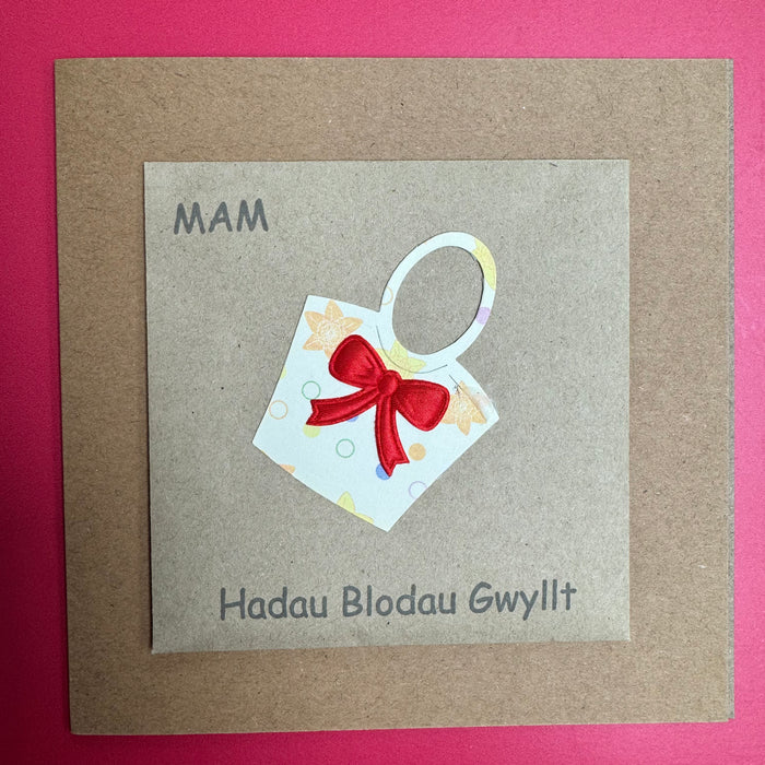 Mother's day card 'Mam' handmade with wild flower seeds - handbag
