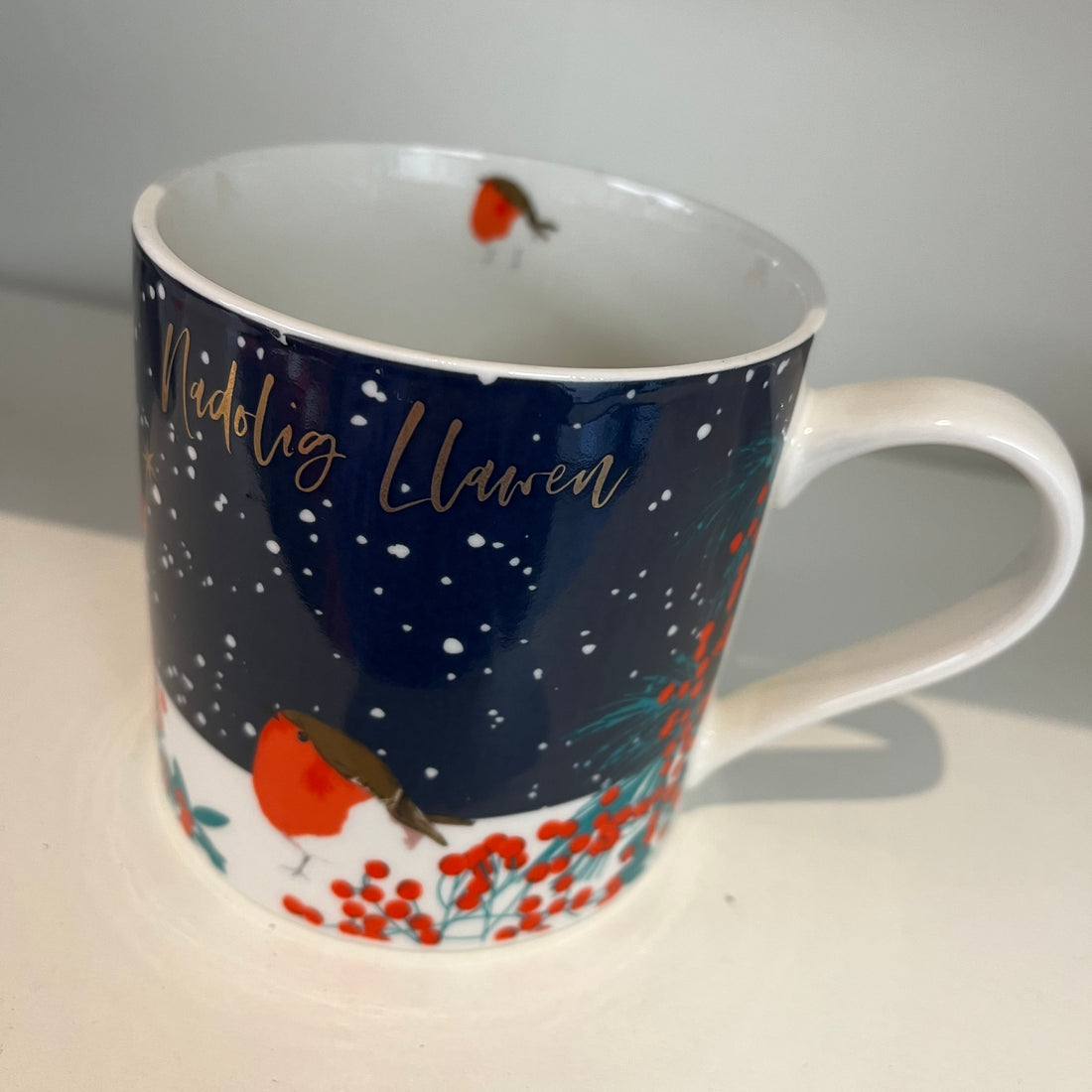Bone China Christmas Mug - Nadolig Llawen - Robins & Berries