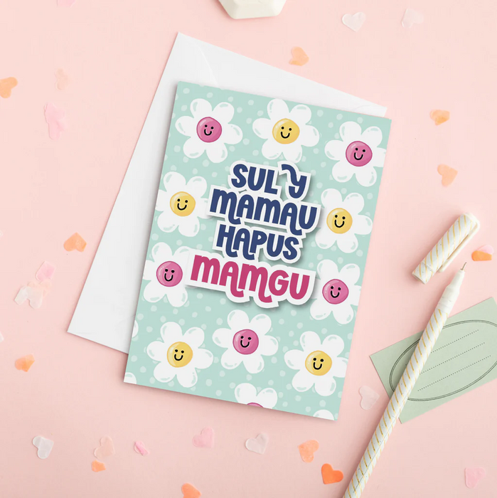 Welsh Mother's Day Card 'Sul y Mamau Hapus Mamgu' flowers