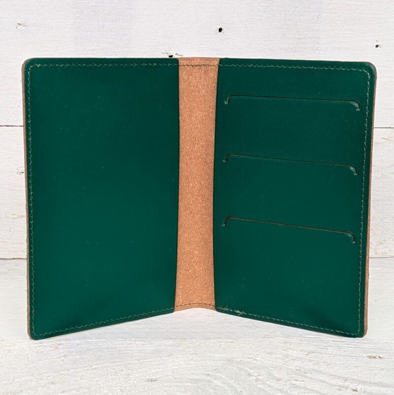 Welsh Leather Passport Cover - Hen Wlad fy Nhadau - Green