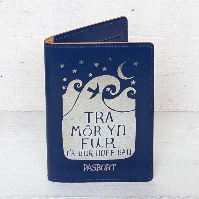 Welsh Leather Passport Cover - Tra Môr yn Fur - Blue