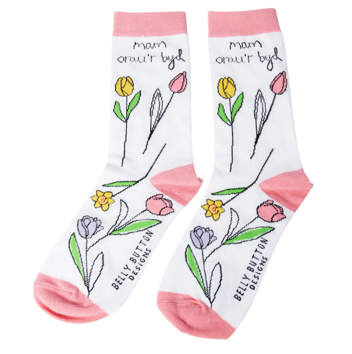 Bamboo Gift Socks - Mam Orau'r Byd - Daffodils & Tulips