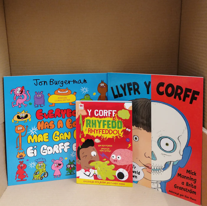 Mystery £10 book box for children aged 6-9 years
