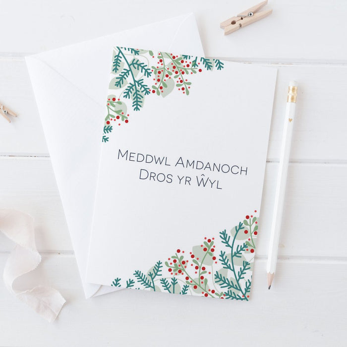 Christmas card 'Meddwl Amdanoch Dros yr Ŵyl' Thinking of You