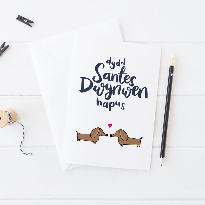 Love card 'Dydd Santes Dwynwen Hapus'Happy St Dwynwen's day - dachshunds