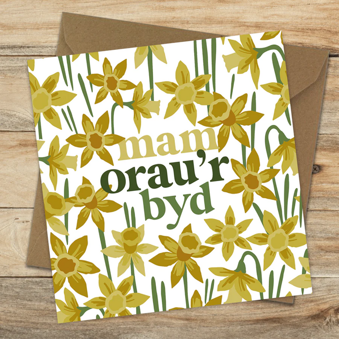 Mother's day card 'Mam Orau'r Byd' daffodils