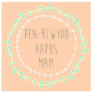 Birthday card 'Pen-blwydd Hapus Mam' mum wreath
