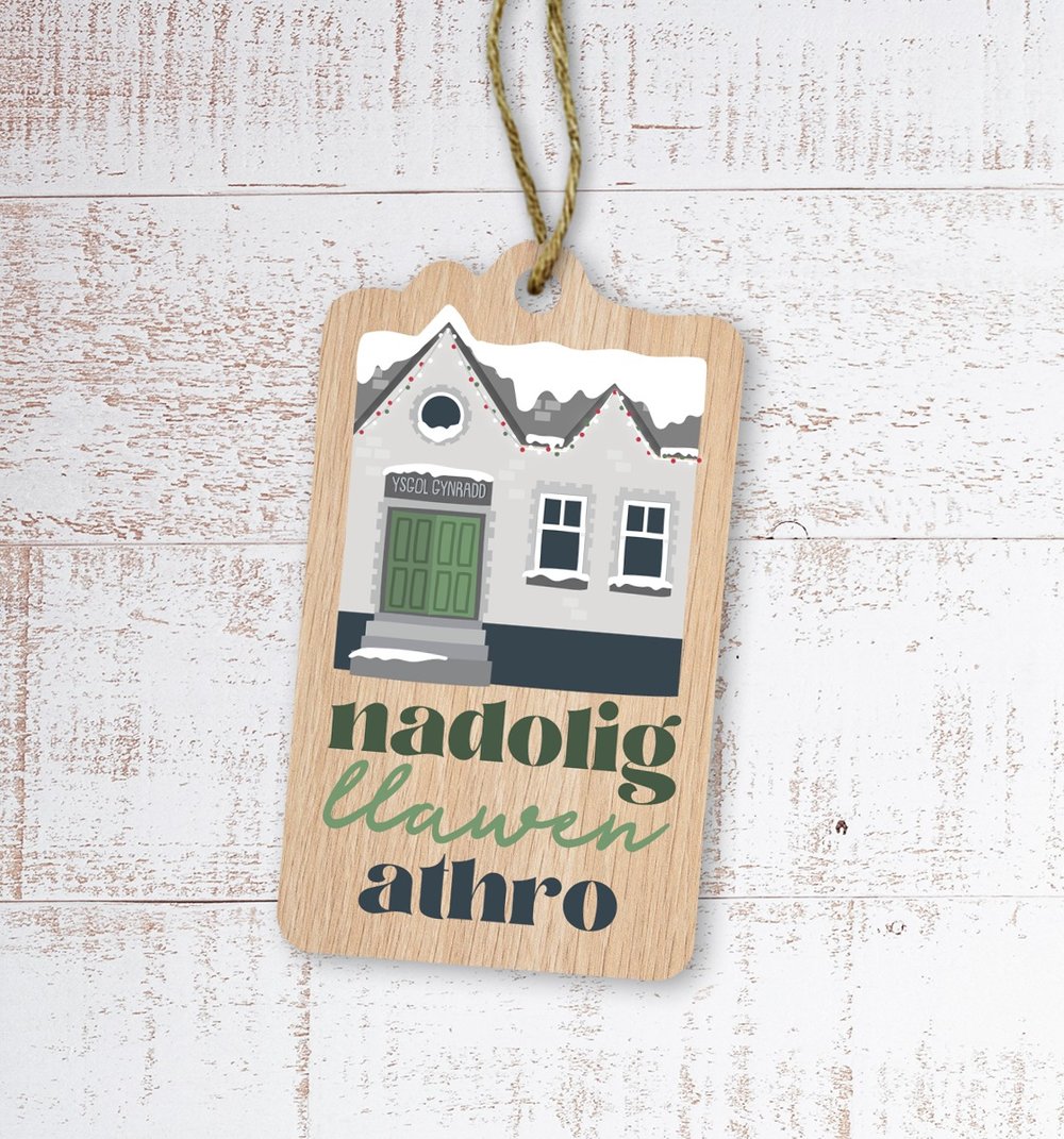 Wooden Christmas Decoration - Nadolig Llawen i Athro (male teacher)