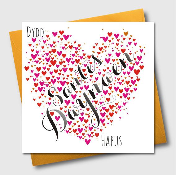 Love card 'Dydd Santes Dwynwen Hapus' hearts