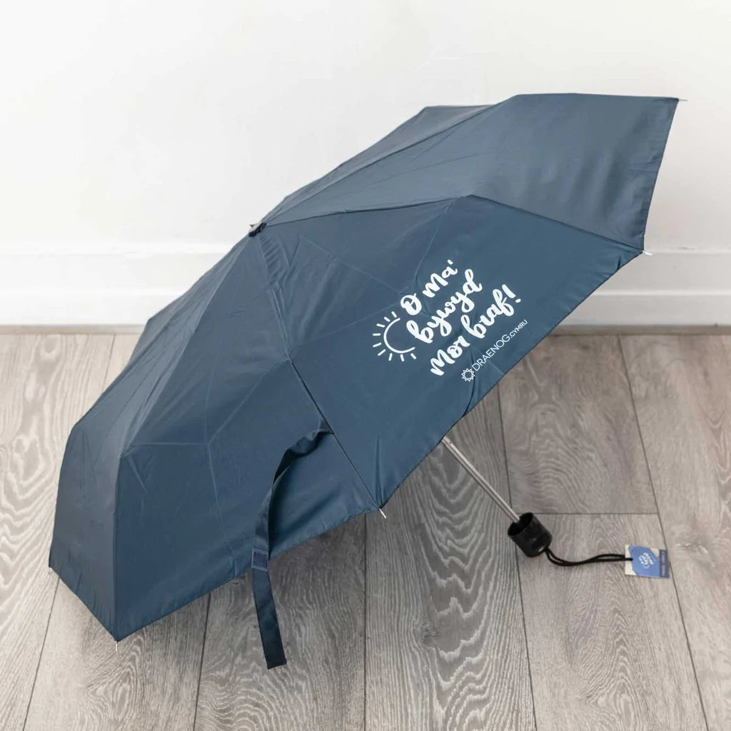 Welsh Umbrella - O ma&