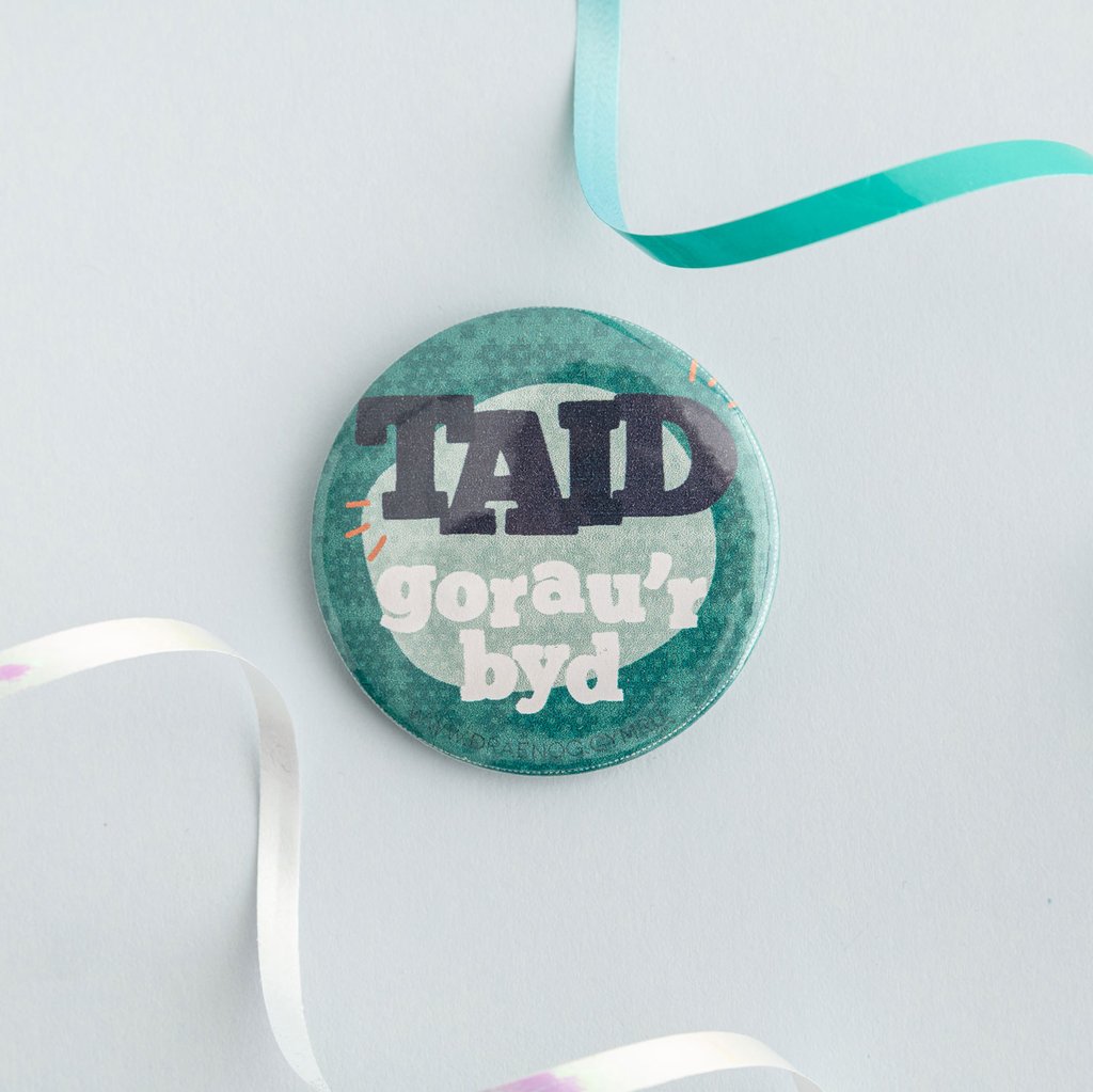 Badge &
