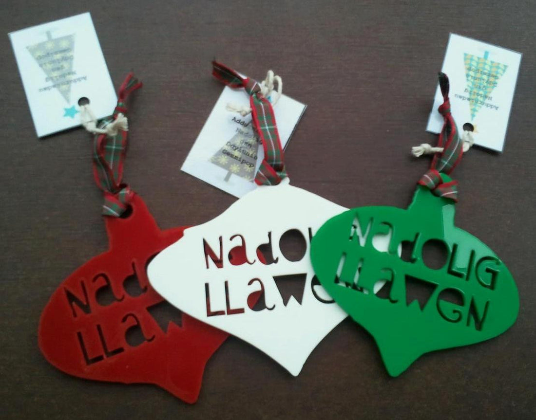 Christmas baubles Nadolig Llawen