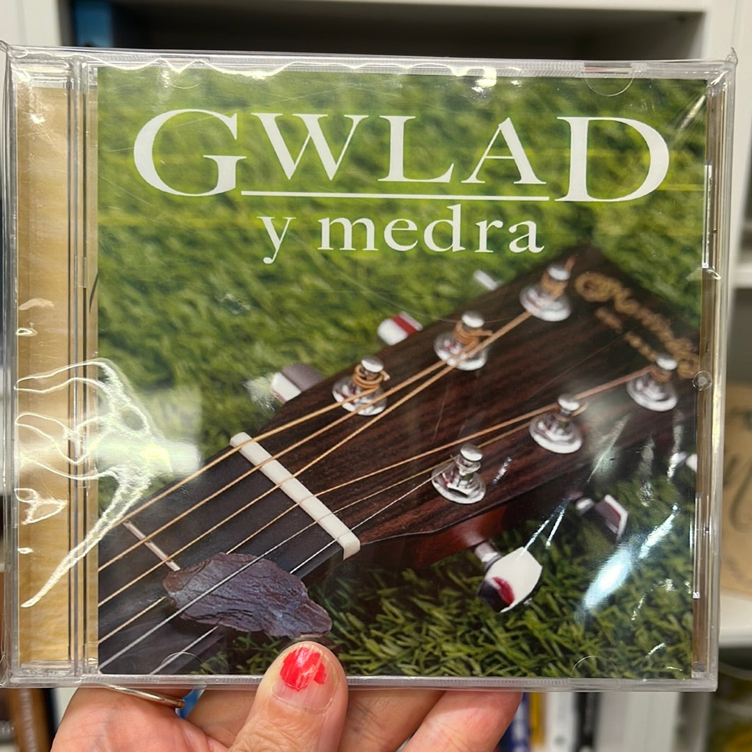 GWLAD y medra