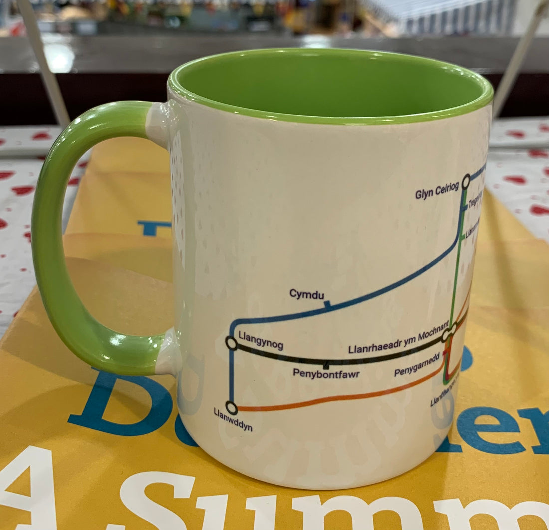 Yr Ysgub Metro Mug
